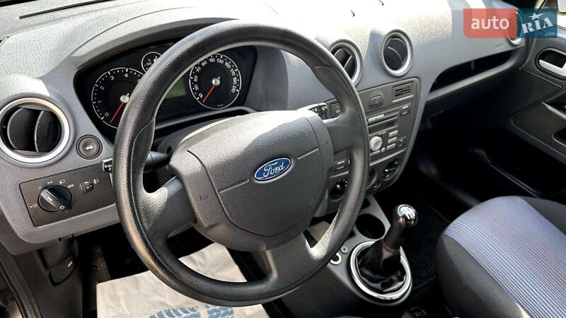 Хэтчбек Ford Fusion 2009 в Луцке