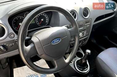 Хэтчбек Ford Fusion 2009 в 