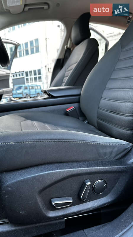 Седан Ford Fusion 2017 в Киеве