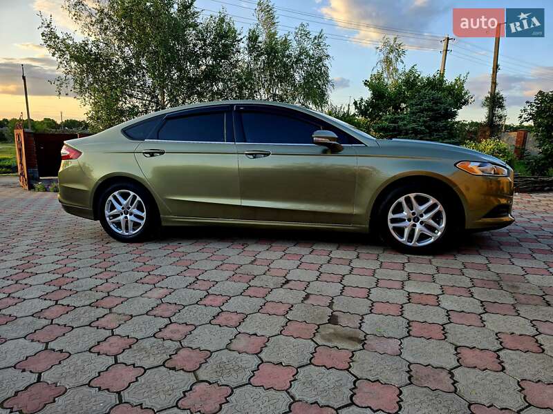 Седан Ford Fusion 2012 в Запоріжжі