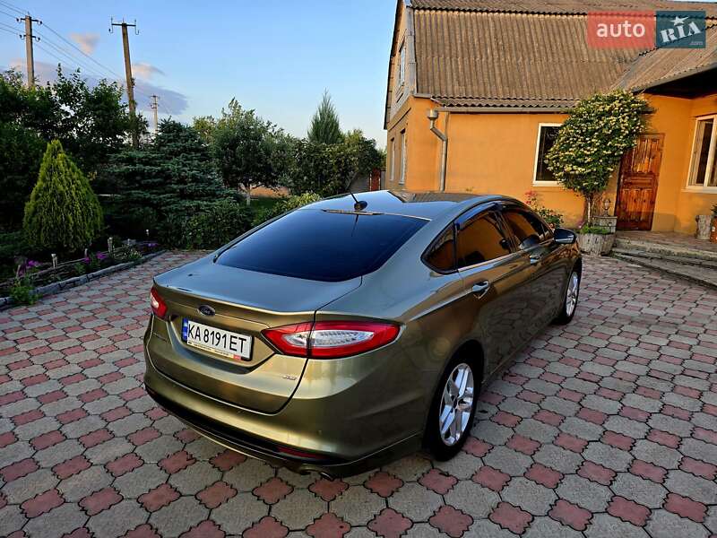 Седан Ford Fusion 2012 в Запоріжжі