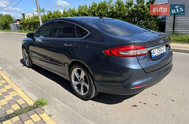 Седан Ford Fusion 2017 в 