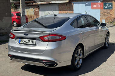 Седан Ford Fusion 2014 в 