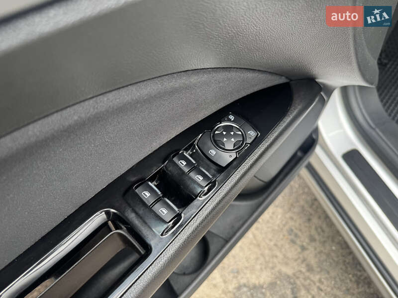 Седан Ford Fusion 2014 в Полтаве