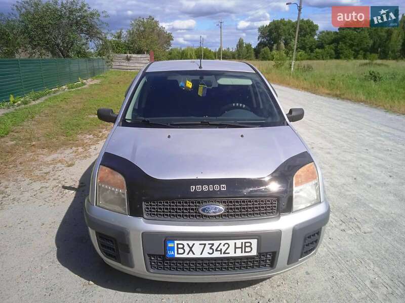 Хэтчбек Ford Fusion 2009 в Звягеле