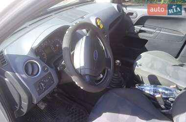 Хэтчбек Ford Fusion 2009 в 