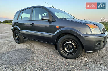Хэтчбек Ford Fusion 2007 в 