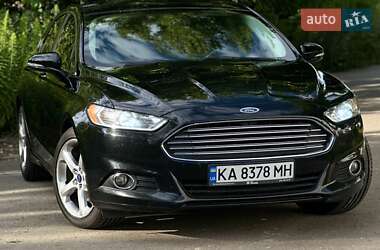 Седан Ford Fusion 2015 в 