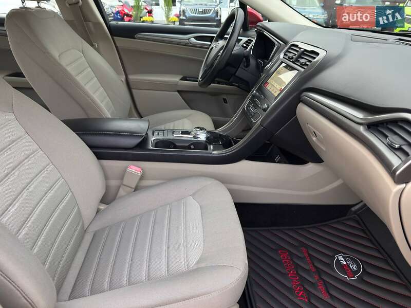 Седан Ford Fusion 2019 в Харькове