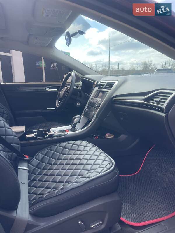 Седан Ford Fusion 2015 в Киеве