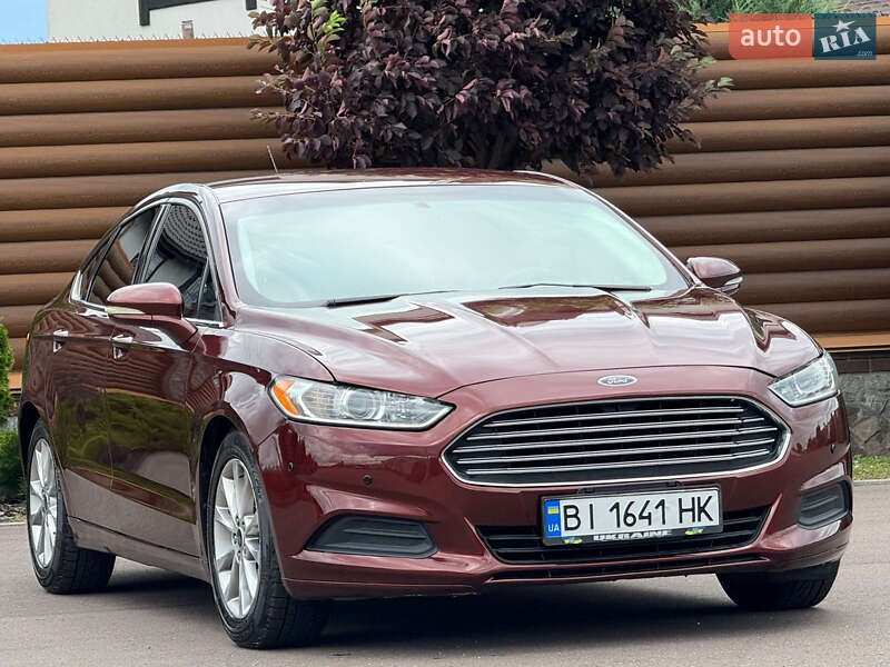 Седан Ford Fusion 2015 в Києві