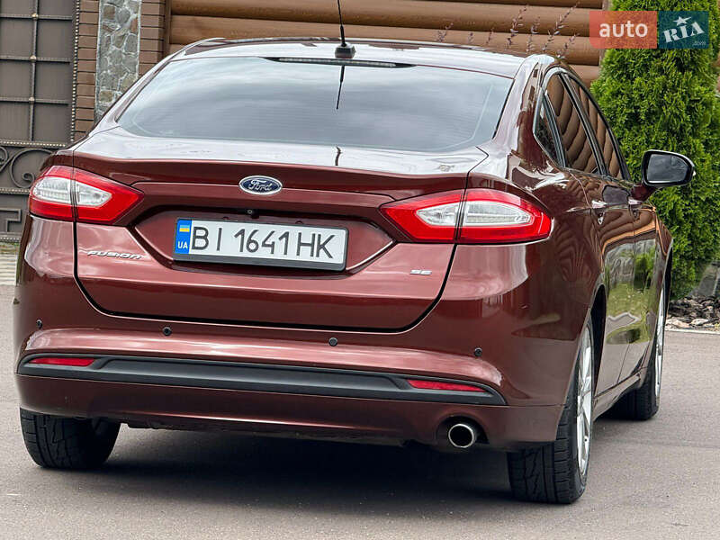 Седан Ford Fusion 2015 в Києві