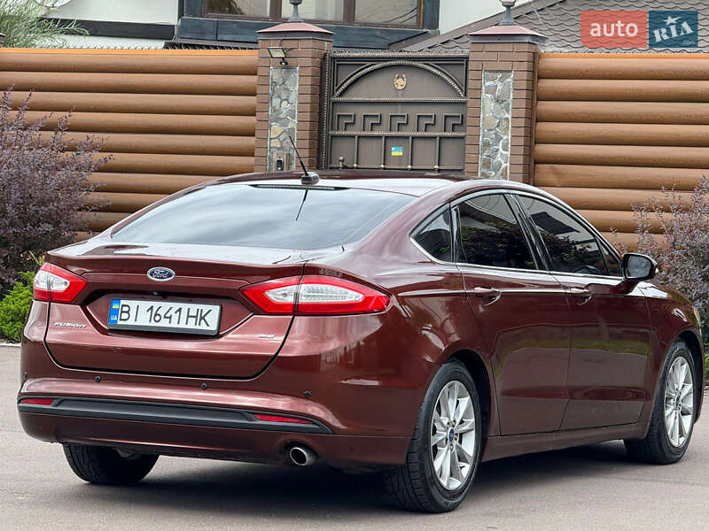 Седан Ford Fusion 2015 в Києві
