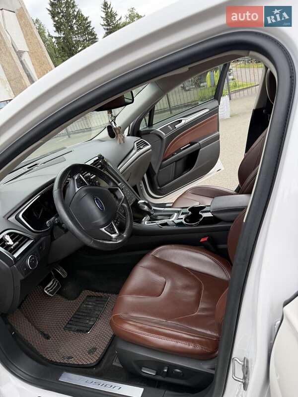 Седан Ford Fusion 2014 в Вышгороде