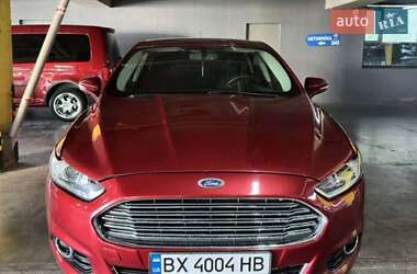 Седан Ford Fusion 2015 в Львове