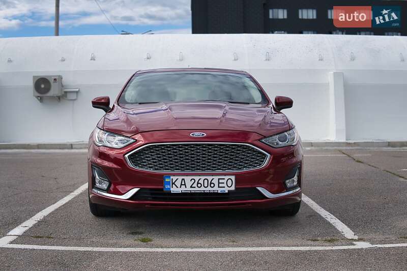 Седан Ford Fusion 2018 в Києві