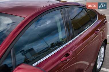 Седан Ford Fusion 2018 в 