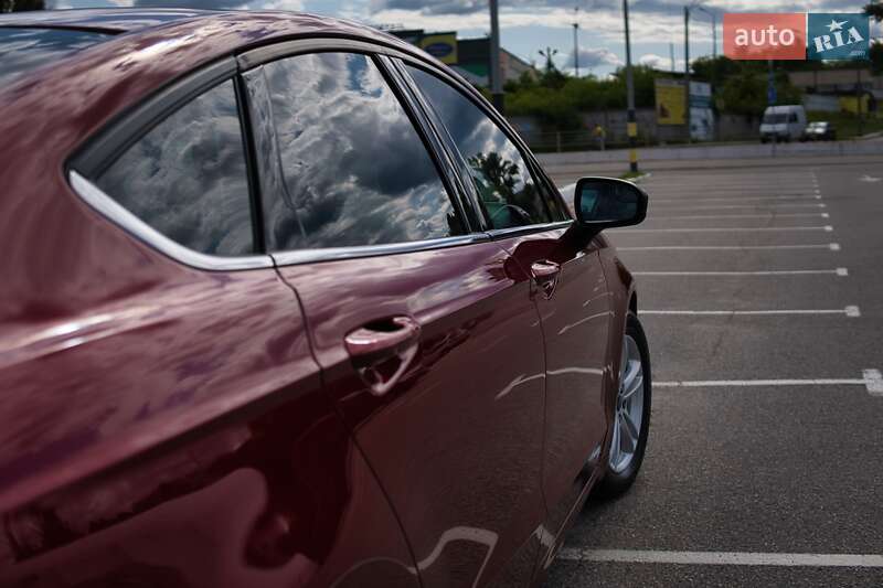 Седан Ford Fusion 2018 в Києві