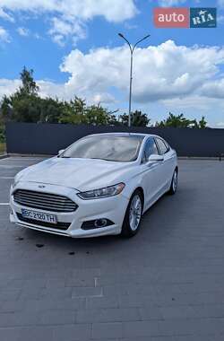Седан Ford Fusion 2015 в Шептицькому