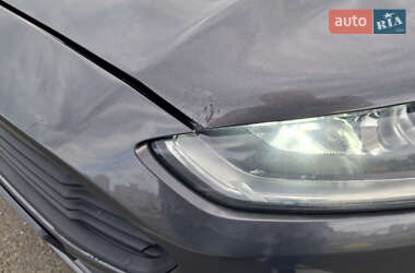 Седан Ford Fusion 2014 в 