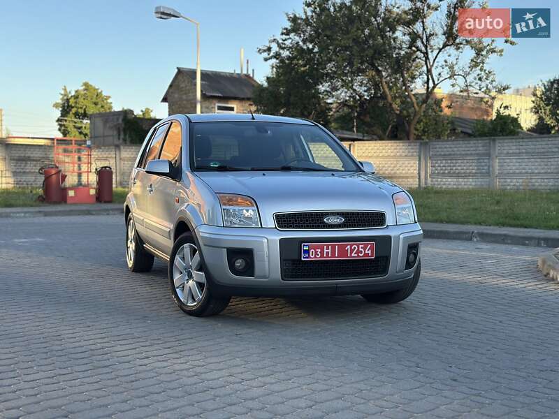 Хетчбек Ford Fusion 2006 в Коростені