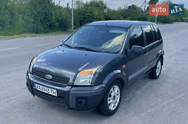 Хэтчбек Ford Fusion 2008 в 