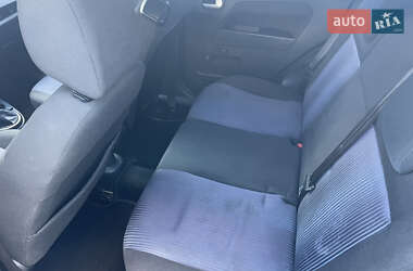 Хэтчбек Ford Fusion 2008 в 