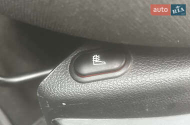 Хэтчбек Ford Fusion 2011 в 