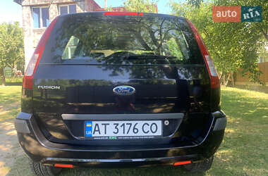 Хэтчбек Ford Fusion 2007 в 