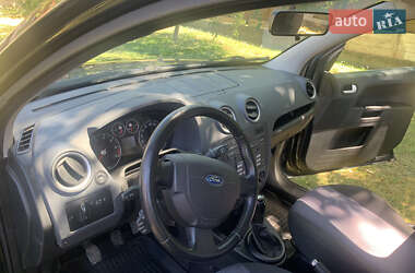 Хэтчбек Ford Fusion 2007 в 