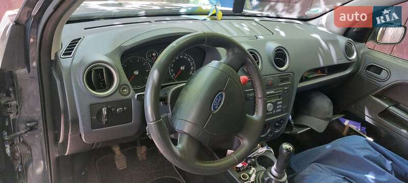 Хэтчбек Ford Fusion 2007 в Чернигове фото 2 Хэтчбек Ford Fusion 2007 в Чернигове