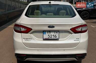 Седан Ford Fusion 2016 в 