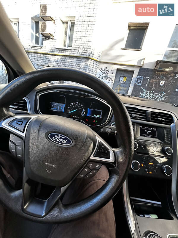 Седан Ford Fusion 2018 в Киеве