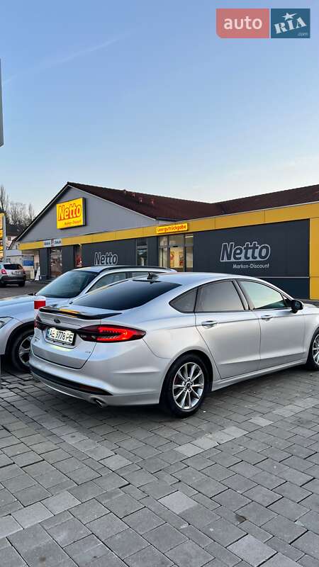 Седан Ford Fusion 2016 в Дніпрі