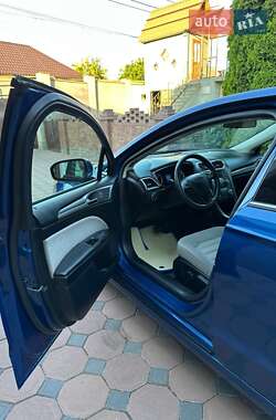 Седан Ford Fusion 2018 в 