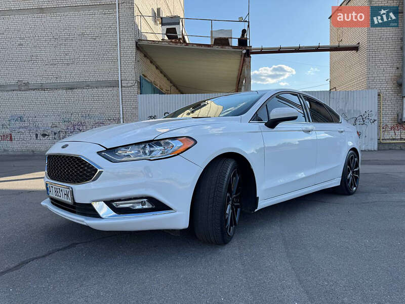 Седан Ford Fusion 2017 в Херсоне