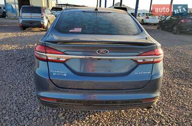 Седан Ford Fusion 2018 в 