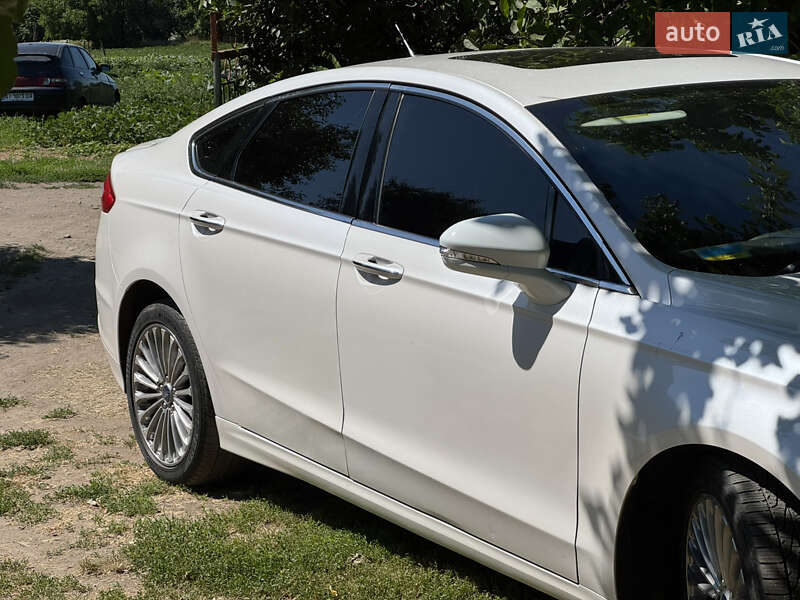 Седан Ford Fusion 2014 в Белой Церкви