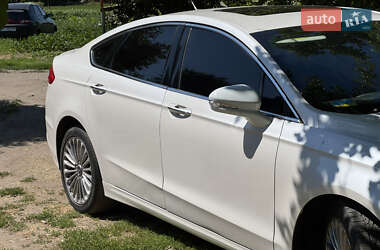 Седан Ford Fusion 2014 в 
