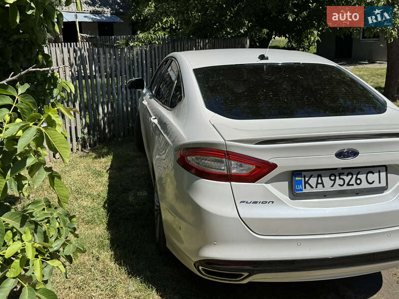 Седан Ford Fusion 2014 в Белой Церкви