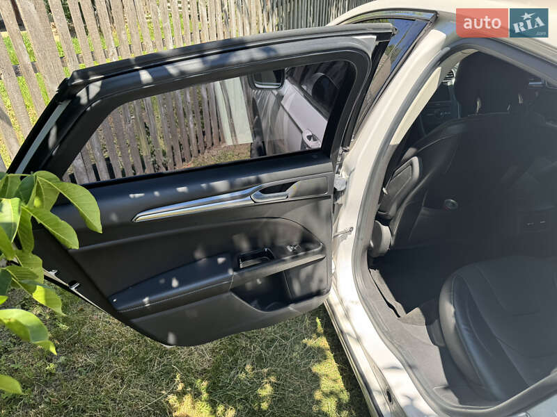 Седан Ford Fusion 2014 в Белой Церкви