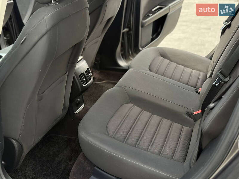 Седан Ford Fusion 2016 в Днепре