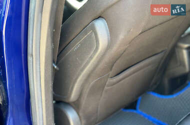 Седан Ford Fusion 2014 в 