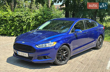 Седан Ford Fusion 2014 в 