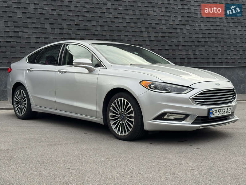 Седан Ford Fusion 2016 в 