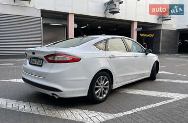 Седан Ford Fusion 2014 в 