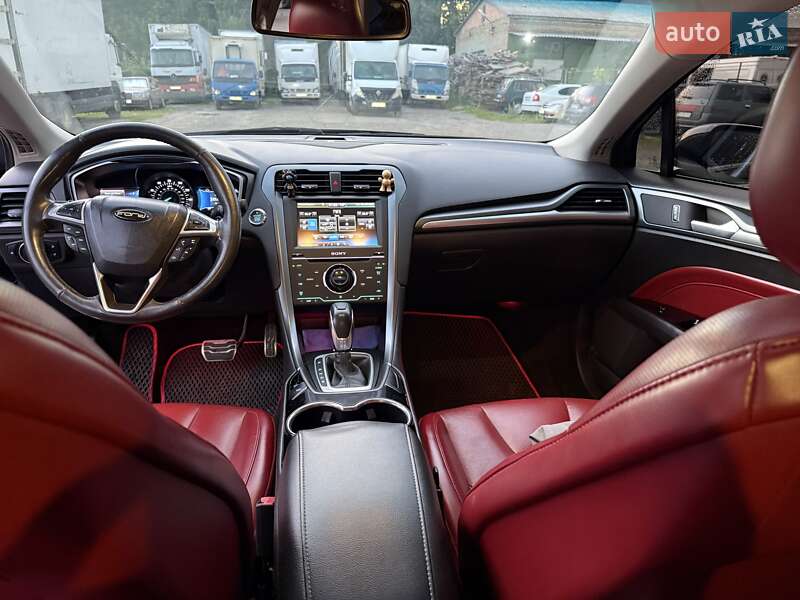 Седан Ford Fusion 2014 в Лохвиці