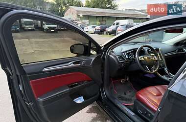 Седан Ford Fusion 2014 в 