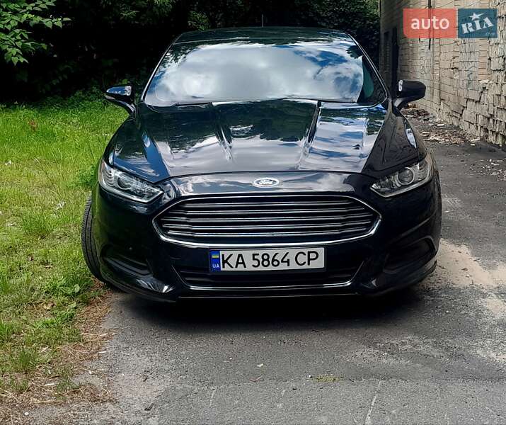 Седан Ford Fusion 2014 в Києві