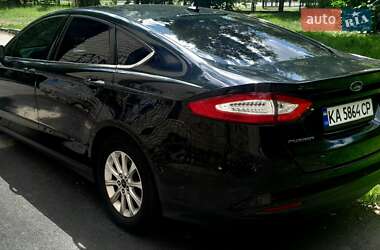 Седан Ford Fusion 2014 в 